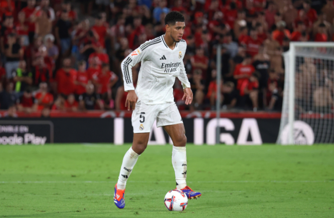 色的球员都 色的球员都