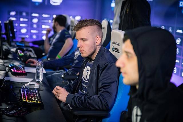 买断条款 买断条款